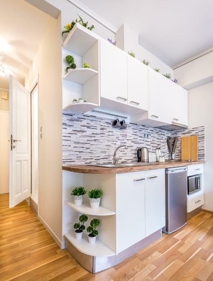 Exceptionally Located Studio Apartment Athen Eksteriør bilde