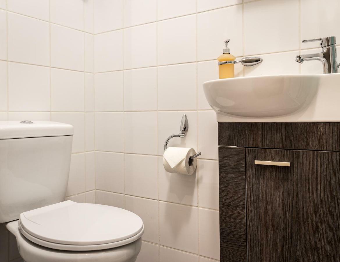 Exceptionally Located Studio Apartment Athen Eksteriør bilde